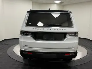 Jeep Grand Wagoneer 2022 4x4 Serie III 4p SUV