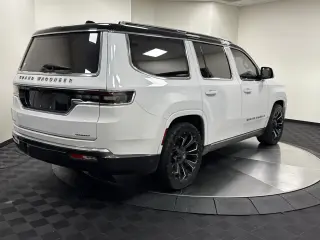 Jeep Grand Wagoneer 2022 4x4 Serie III 4p SUV