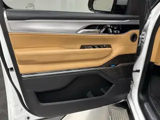 Jeep Grand Wagoneer 2022 4x4 Serie III 4p SUV
