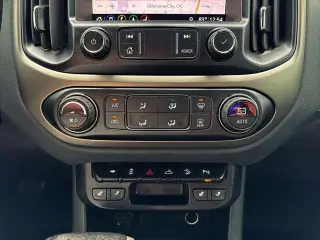 Chevrolet Colorado 2021 4x2 Z71 4p. Cabina de tripulación 5 pies CB