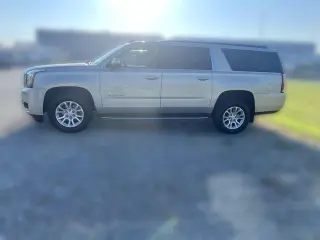 GMC Yukon XL 2017 4x2 SLT 4p SUV