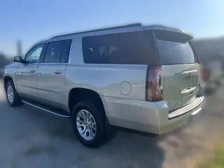 GMC Yukon XL 2017 4x2 SLT 4p SUV