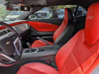 Chevrolet Camaro 2013 SS 2dr Convertible w/2SS