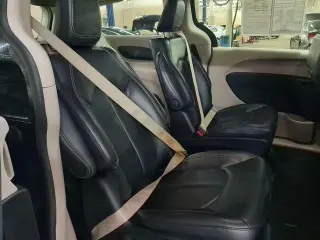 Chrysler Pacifica Híbrido enchufable 2023 Touring L 4dr Mini-Van