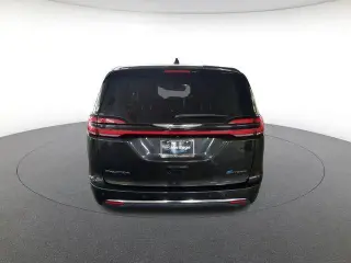 Chrysler Pacifica Híbrido enchufable 2023 Touring L 4dr Mini-Van