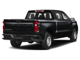 Chevrolet Silverado 1500 2022 4x2 Custom 4p. Cabina Crew de 5.8 pies BC