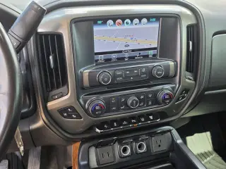 Chevrolet Silverado 2500HD 2018 4x4 High Country 4dr Cab de dos plazas SB