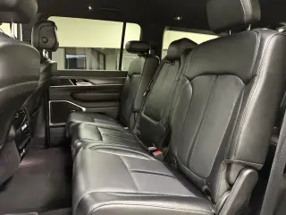 Jeep Wagoneer 2024 4x2 Series II 4dr SUV