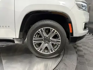 Jeep Wagoneer 2024 4x2 Series II 4dr SUV