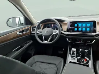 Volkswagen Atlas 2025 AWD SE 4Motion SUV de 4 puertas con Tecnología