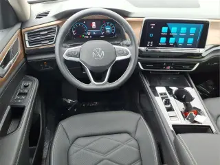 Volkswagen Atlas 2025 AWD SE 4Motion SUV de 4 puertas con Tecnología
