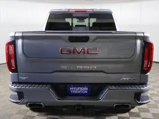 GMC Sierra 1500 2023 4x4 AT4 4dr Crew Cab 5.8 ft. SB