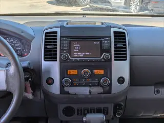 Nissan Frontier 2018 4x2 SV 4dr Crew Cab 5 ft. SB 5A