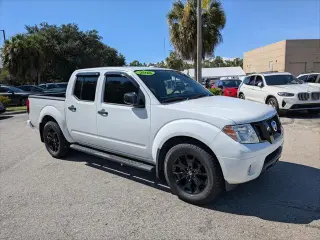 Nissan Frontier 2018 4x2 SV 4dr Crew Cab 5 ft. SB 5A
