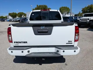 Nissan Frontier 2018 4x2 SV 4dr Crew Cab 5 ft. SB 5A