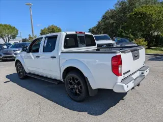 Nissan Frontier 2018 4x2 SV 4dr Crew Cab 5 ft. SB 5A