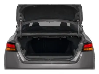 Nissan Altima 2025 2.5 SV 4dr Sedán