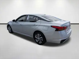 Nissan Altima 2020 2.5 S 4dr Sedán
