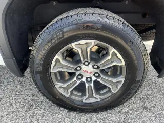 GMC Sierra 1500 2026 4x4 SLT 4 puertas Crew Cab 6,6 pies SB