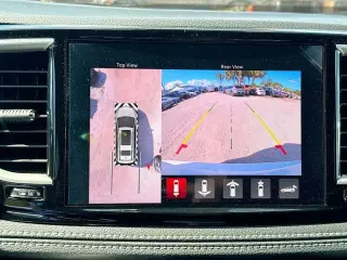 Chrysler Pacifica 2026 Select, monovolumen de 4 puertas