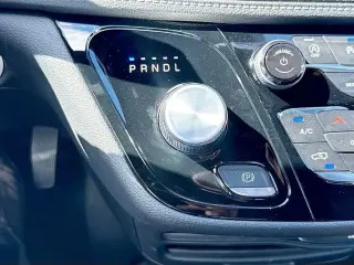 Chrysler Pacifica 2026 Select, monovolumen de 4 puertas