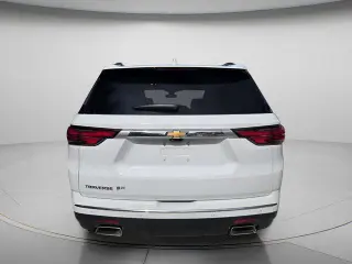 Chevrolet Traverse 2023 High Country SUV de 4 puertas