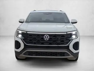 Volkswagen Atlas Cross Sport 2024 AWD SE 4Motion 4p SUV con Tecnología