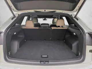 Volkswagen Atlas Cross Sport 2024 AWD SE 4Motion 4p SUV con Tecnología