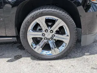 Chevrolet Suburban 2019 4x4 Premier 4dr SUV