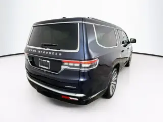Jeep Grand Wagoneer L 2023 4x4 Serie II 4p SUV