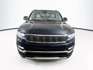 Jeep Grand Wagoneer L 2023 4x4 Serie II 4p SUV