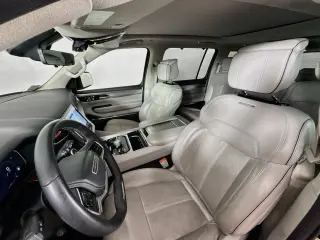Jeep Grand Wagoneer L 2023 4x4 Serie II 4p SUV