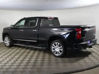 Chevrolet Silverado 1500 2022 4x4 High Country 4dr Crew Cab 5.8 ft. SB