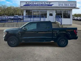 Ford F-150 2023 4x4 Tremor 4 puertas SuperCrew largo de caja 5.5 pies SB