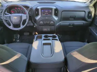 Chevrolet Silverado 1500 2024 4x4 Custom 4p Doble Cab 6.6 ft. SB