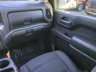 Chevrolet Silverado 1500 2024 4x4 Custom 4p Doble Cab 6.6 ft. SB