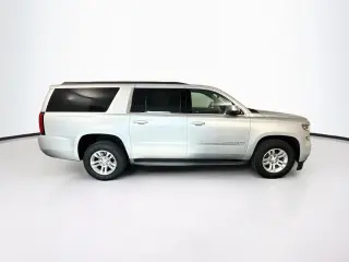 Chevrolet Suburban 2019 4x4 LT 4p SUV