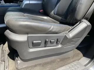Ford F-150 2012 4x4 SVT Raptor 4p SuperCrew Styleside 5.5 ft. CB