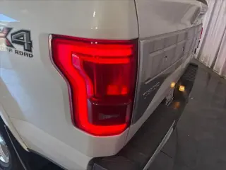 Ford F-150 2017 4x4 Platinum 4dr SuperCrew 5.5 ft. SB
