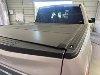 Ford F-150 2017 4x4 Platinum 4dr SuperCrew 5.5 ft. SB