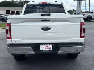 Ford F-150 2023 4x4 Lariat 4dr SuperCrew 5.5 ft. SB