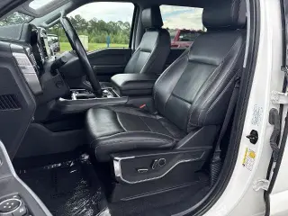 Ford F-150 2023 4x4 Lariat 4dr SuperCrew 5.5 ft. SB
