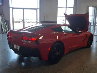 Chevrolet Corvette 2015 Stingray 2dr Coupe con 2LT