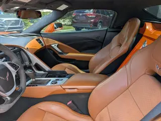 Chevrolet Corvette 2019 Stingray convertible de 2 puertas con 3LT