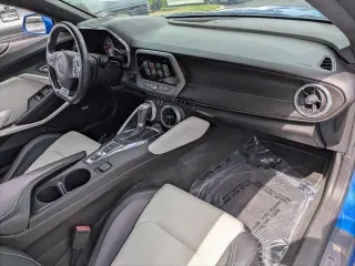 Chevrolet Camaro 2017 SS 2p Coupe con 2SS