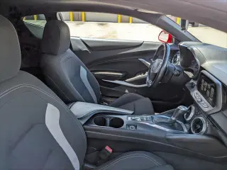 Chevrolet Camaro 2017 SS 2p Coupe con 1SS