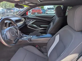 Chevrolet Camaro 2017 SS 2p Coupe con 1SS
