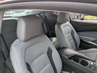Chevrolet Camaro 2022 LT 2dr Coupe con 2LT