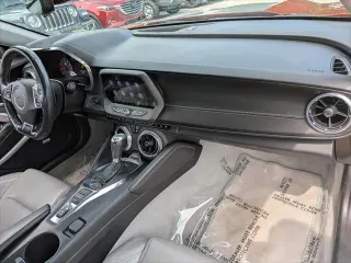 Chevrolet Camaro 2022 LT 2dr Coupe con 2LT