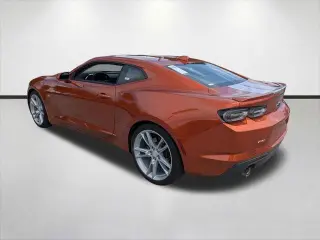 Chevrolet Camaro 2022 LT 2dr Coupe con 2LT